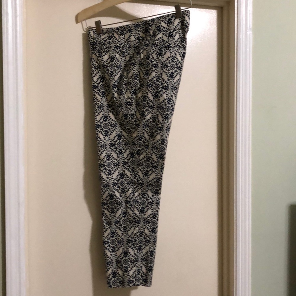 Navy and cream spring pant